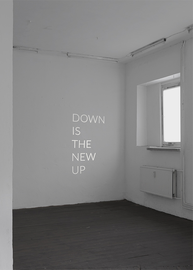 <hr/><strong>Einladungskarte</strong><br />
Dia-Projektion, abfotografiert<br />20 x 15 cm